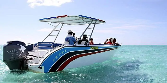 Lướt tàu siêu tốc tại ile-aux-cerfs